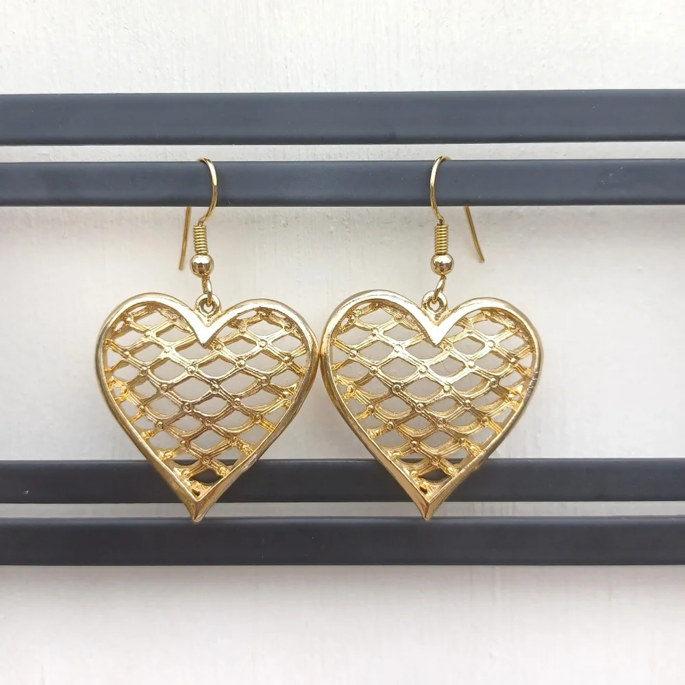 Gold Heart Earrings - Picture 4 of 10